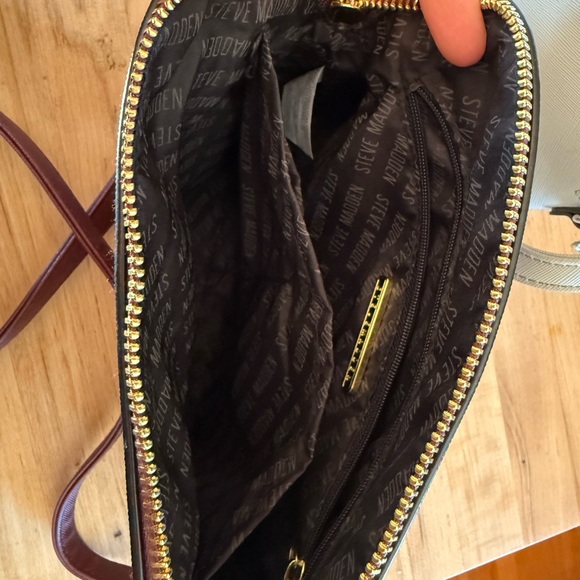 Steve Madden Burgundy and Greg Crossbody Bags - Picture 3 of 6